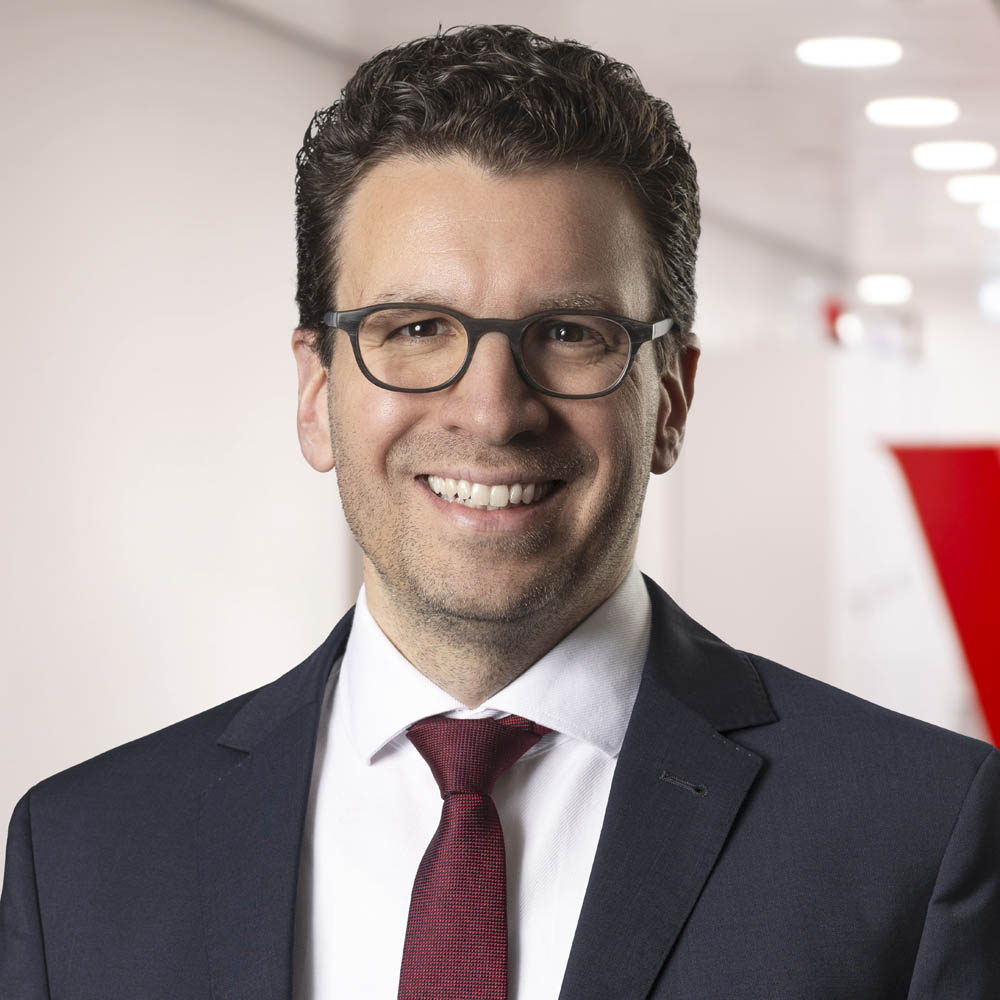 Dr. Axel Haus + ' ' + Senior Executive, Vanguard Deutschland