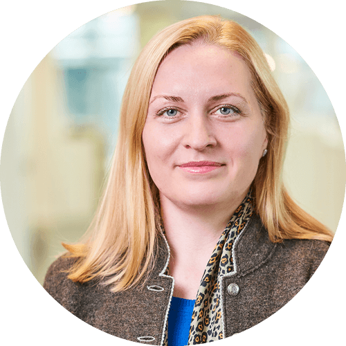 Julia Maschkow + ' ' + Head of Finance, Vanguard Group Europe GmbH
