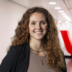 Stefanie Friedeborn + ' ' + Sales Support Coordinator, Vanguard