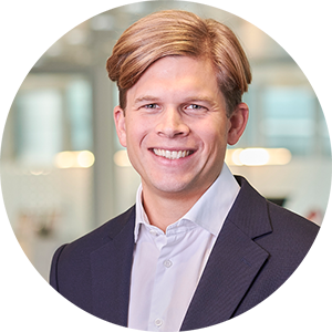 Moderiert von Moritz Schüßler  + ' ' + Head of Intermediated Retail Deutschland, Vanguard